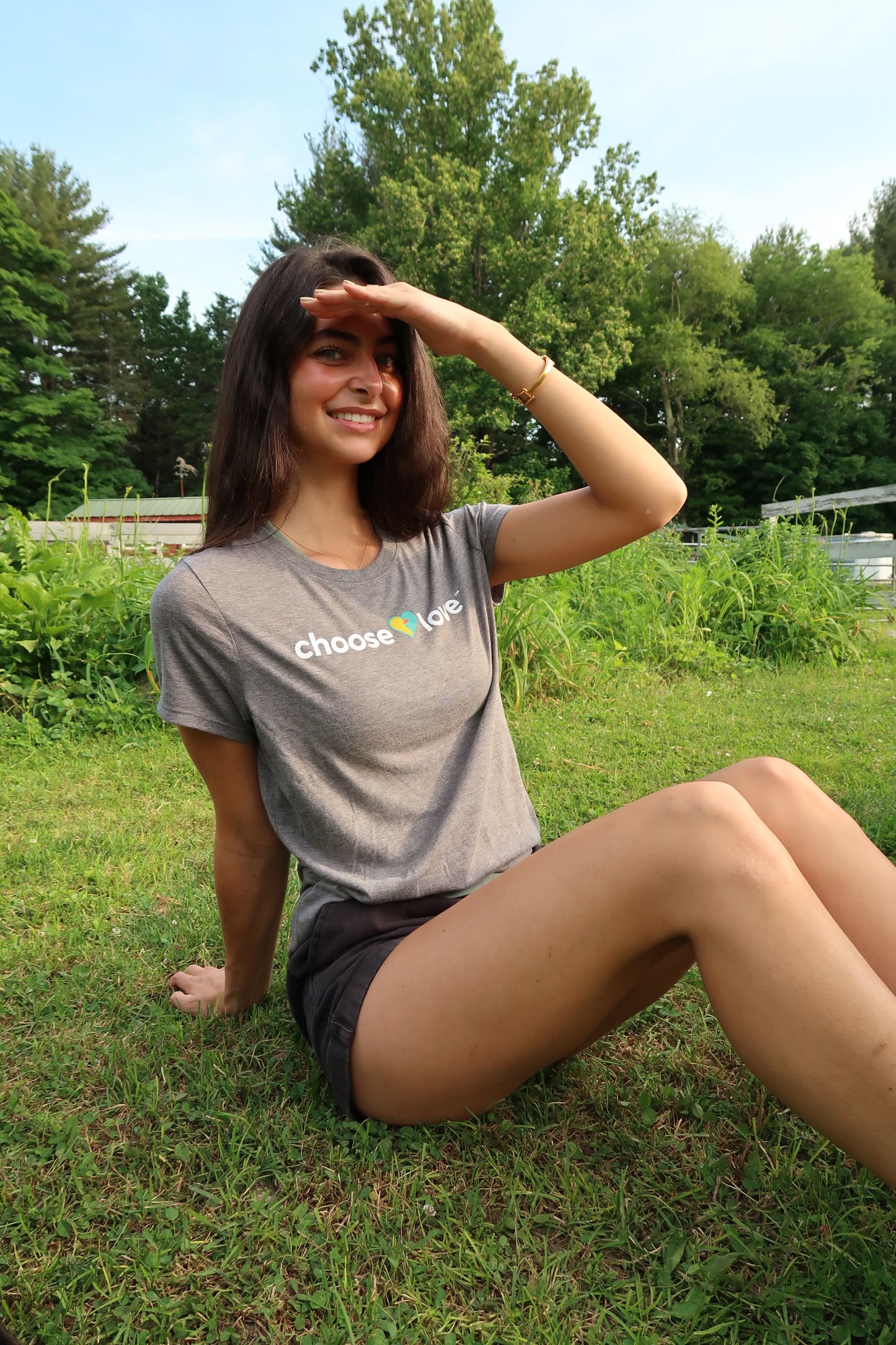 Women's Short-Sleeve Fitted Crewneck T-shirt (Grey Frost)